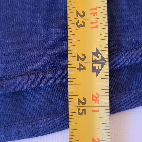 Ellen Tracy Blue Long Sleeve Pull Over Sweater Size Medium - Picture 11 of 14